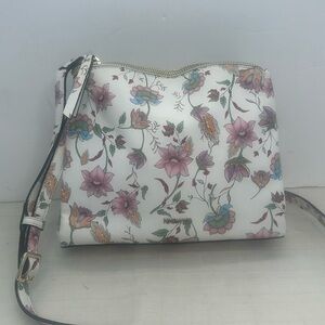 Nine West Floral Shoulder/Crossbody Purse Strap Three Section Zip Snap